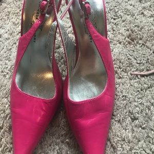 Pink pumps